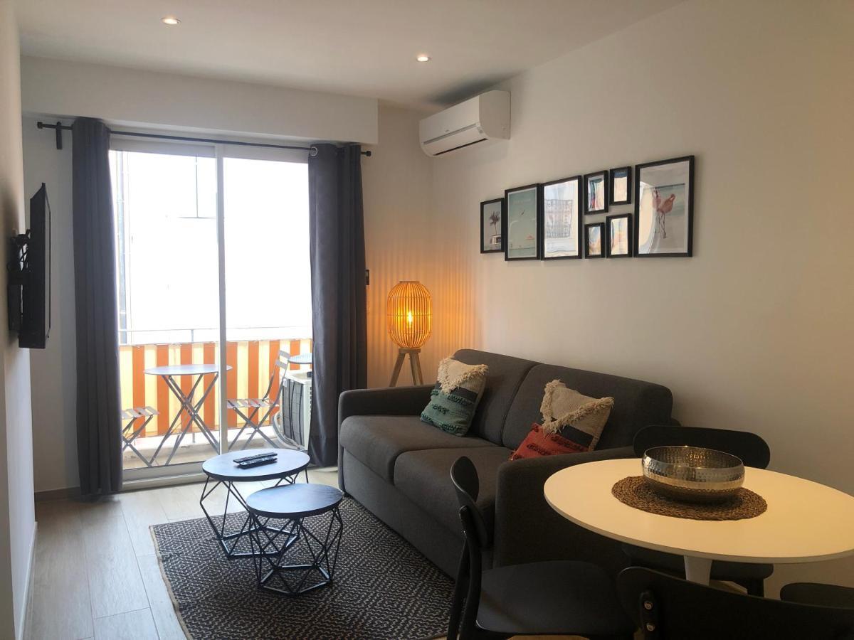 C001-beau Neuf Situe Au Centre Appartement *